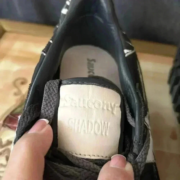 Saucony shadow sneakers size 8 - Picture 8 of 9